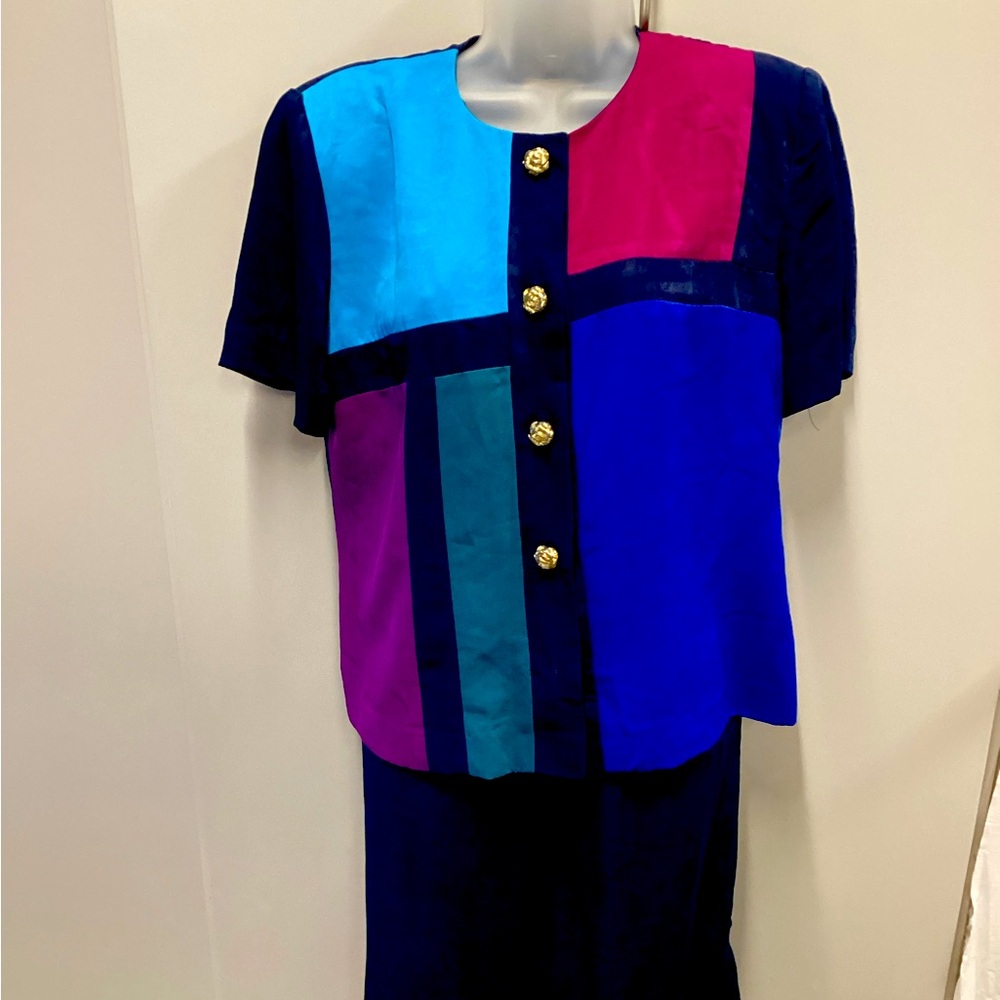 Leslie Fay Color-block Button-Up Blouse and skirt set